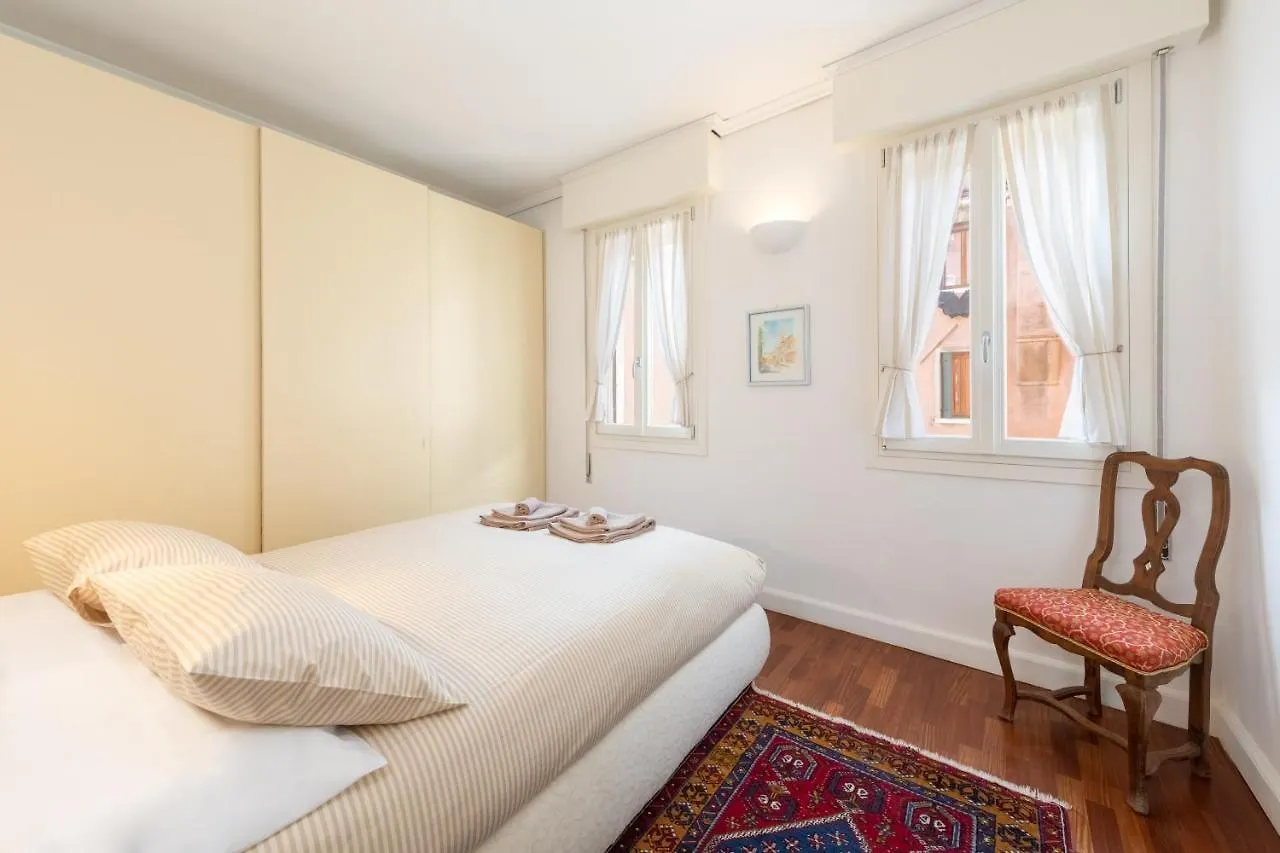 Colombina Home Venice With Canal View 0*,